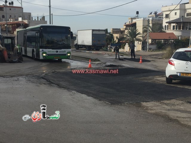   كفرقاسم فيديو: اهالي يتذمرون من ساعات عمل طواقم ترميم الشوارع والطاقم يعقب  ليس الامر بأيدينا فهناك امور تجبرنا على ذلك  